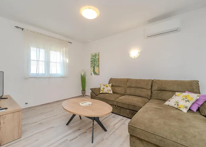 House Jurkin Vakantiehuis Nin