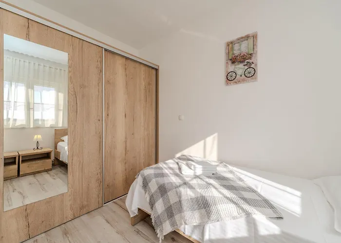 House Jurkin * Нин