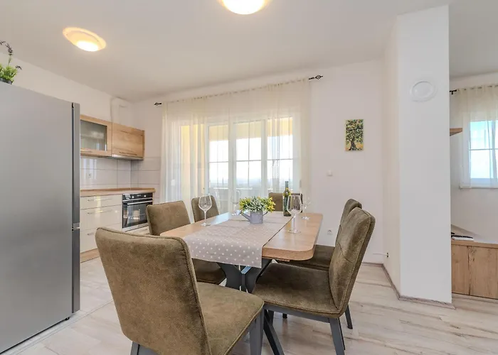 House Jurkin * Нин